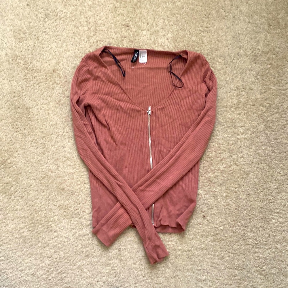 Zip up mauve sweater